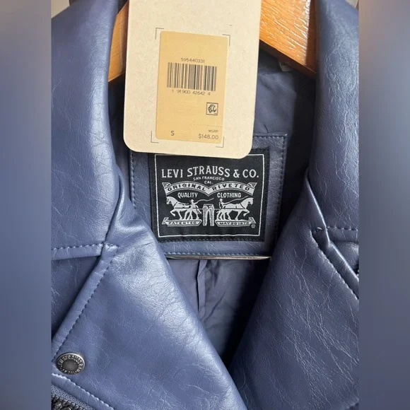 Levi’s Faux Leather Moto Jacket NWT - Picture 4 of 10